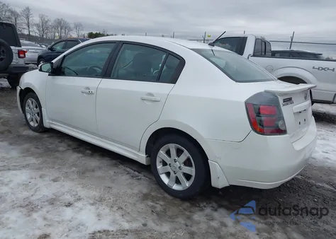 2011 Nissan Sentra 2.0Sr z USA, uszkodzony, nr VIN 3N1AB6AP5BL672853
